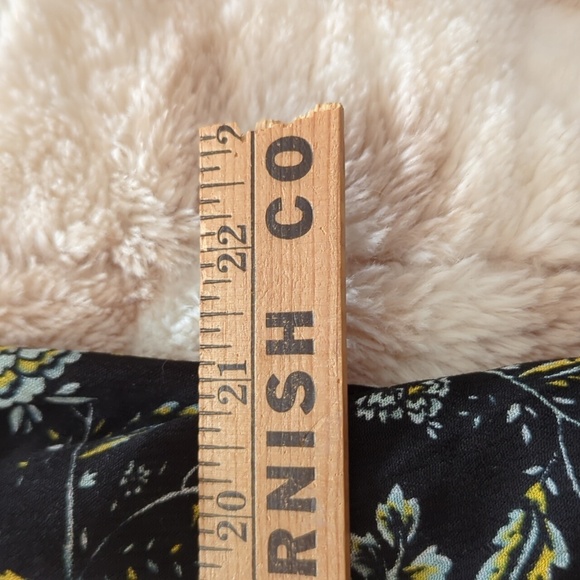 Torrid lace front gauze midi dress - Picture 12 of 13